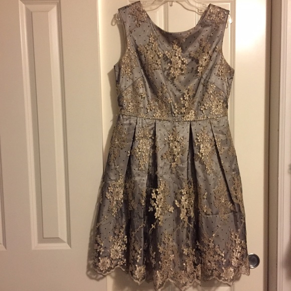 Raise a Glass to Classy Dress in XL - Picture 3 of 4